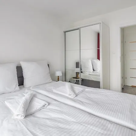 Horyzont - Navigator- Mozliwosc Wykupienia Sniadan!!! Appartement